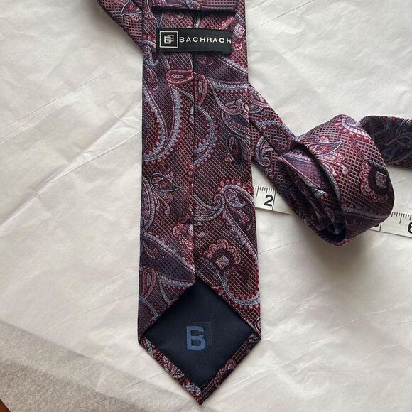 Bachrach Mens 100% Silk Hand Made Luxury Neck Tie Red Paisley Pattern Plum/Red - Picture 4 of 5